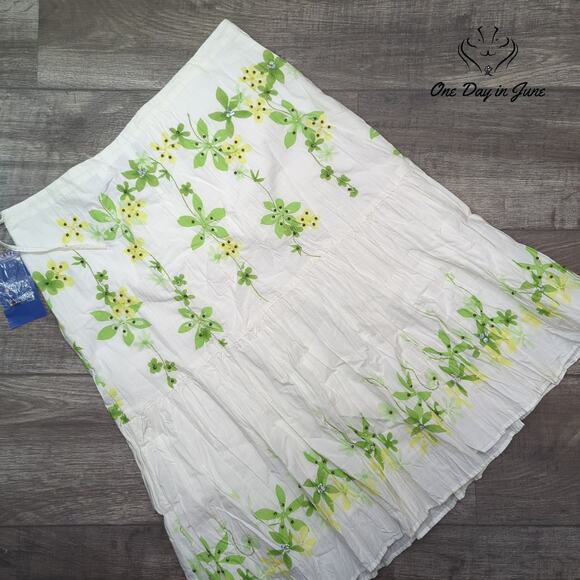 J.H. Collection Painted Garden Midi Skirt Size 14 - Picture 5 of 5